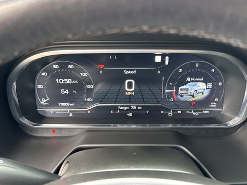 Used 2022 GMC Yukon XL SLT w/ SLT Luxury Package image 22