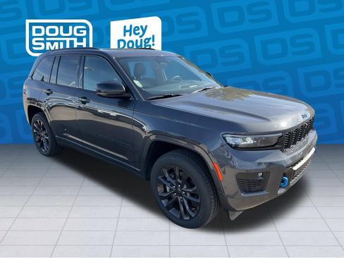 Used 2024 Jeep Grand Cherokee Limited 4xe image 7