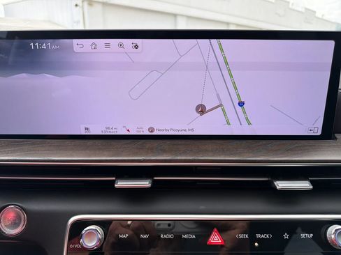 Used 2025 Genesis GV80 2.5T Select image 21