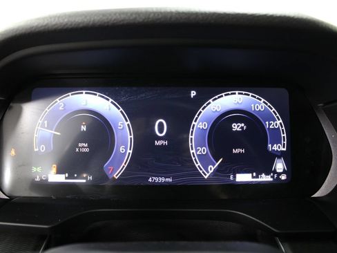 Used 2024 Jeep Grand Cherokee Altitude AWD/4WD image 19