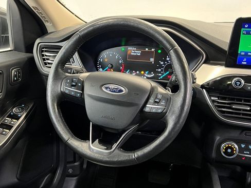 Used 2020 Ford Escape SEL image 19