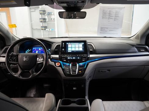 Used 2022 Honda Odyssey Elite image 19