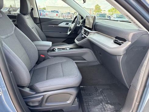 New 2026 Ford Explorer Active image 22