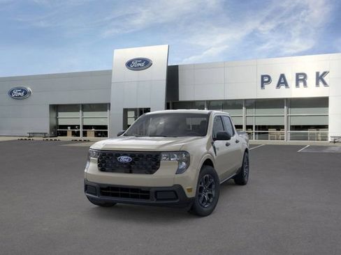New 2025 Ford Maverick XLT image 2