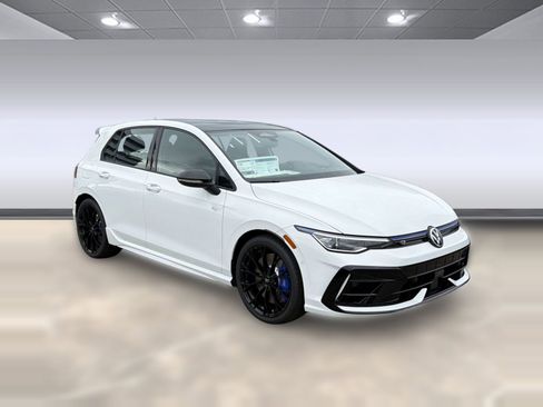 New 2026 Volkswagen Golf image 7