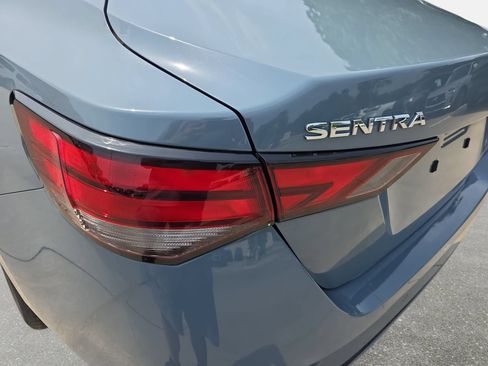 Used 2024 Nissan Sentra SV FWD image 31