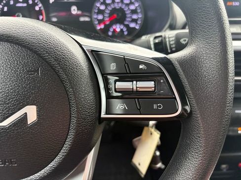 Used 2024 Kia Forte LXS w/ LXS Technology Package FWD image 7