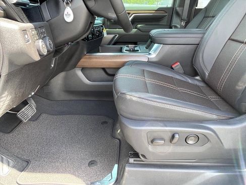 New 2026 Chevrolet Silverado 2500 High Country AWD/4WD image 23
