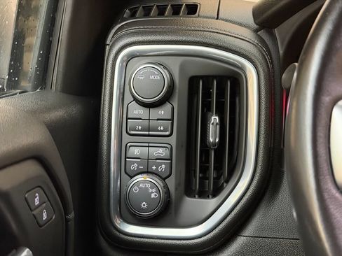 Used 2022 Chevrolet Silverado 1500 RST AWD/4WD image 18