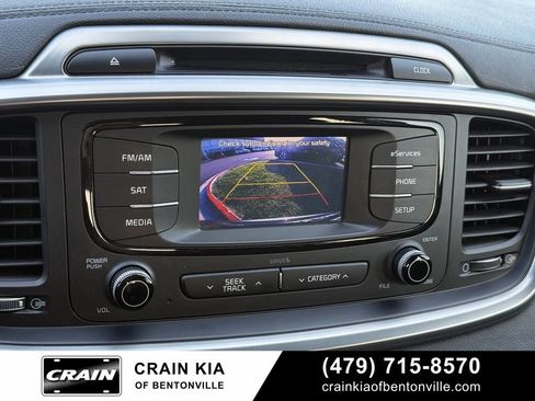Used 2016 Kia Sorento EX FWD image 16