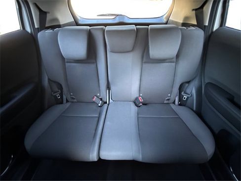 Used 2021 Honda HR-V EX image 16