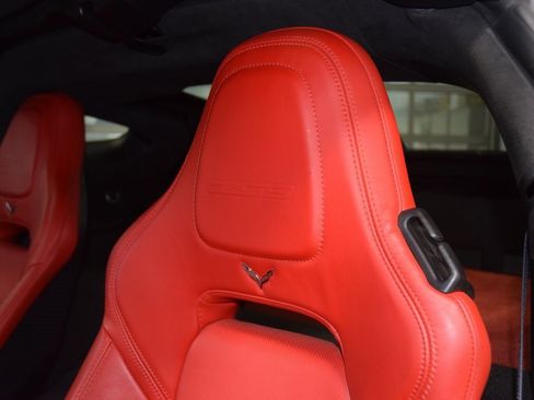 Used 2015 Chevrolet Corvette Z06 w/ 3LZ Preferred Equipment Group image 51