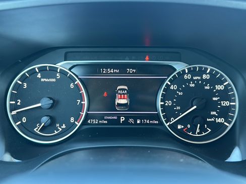 Certified 2025 Nissan Rogue SV image 26