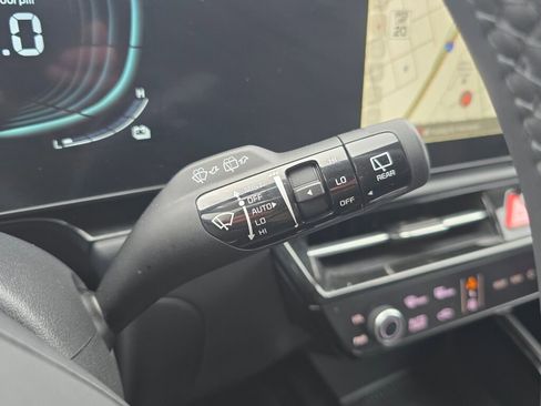 Used 2023 Kia Niro EX w/ EX Cold Weather Package image 38