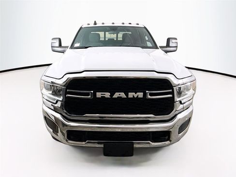 Used 2024 RAM 3500 Tradesman w/ Chrome Appearance Group image 2