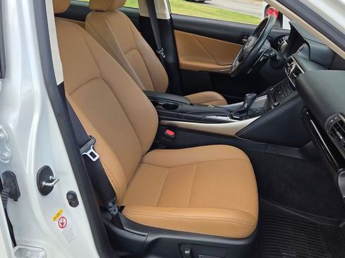 Used 2019 Lexus IS 300 w/ Navigation Package image 15