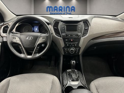 Used 2017 Hyundai Santa Fe Sport AWD/4WD image 2