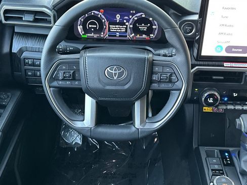 New 2025 Toyota 4Runner 4WD image 13