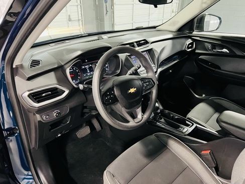 Used 2021 Chevrolet TrailBlazer LS image 19