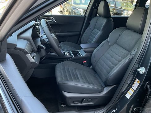 New 2026 Nissan Rogue SL AWD/4WD image 13