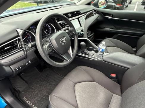 Used 2019 Toyota Camry LE FWD image 27