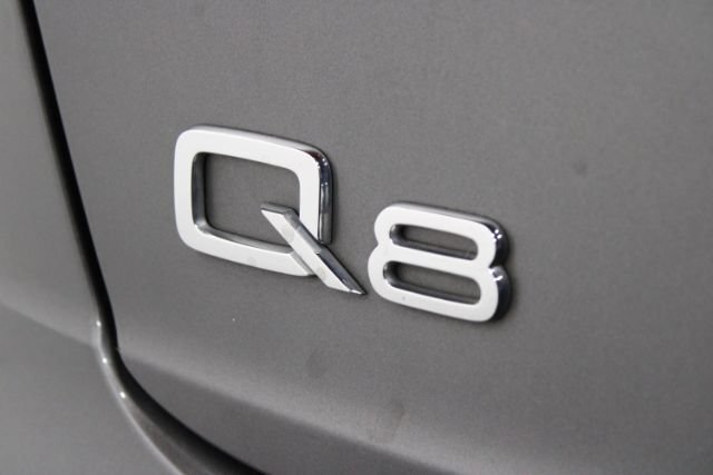 Used 2021 Audi Q8 Premium Plus w/ Premium Plus Package AWD/4WD image 8