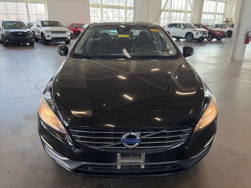 Used 2015 Volvo S60 T5 Premier w/ Convenience Package image 2