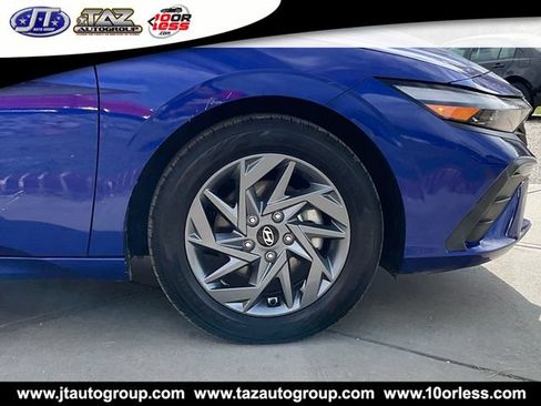 Used 2024 Hyundai Elantra SEL FWD image 9