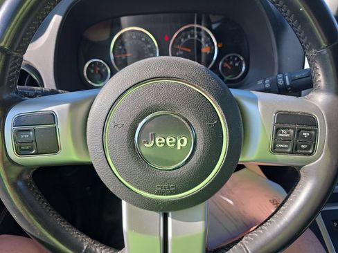 Used 2016 Jeep Compass High Altitude AWD/4WD image 15
