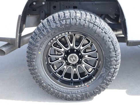 New 2025 RAM 2500 Tradesman AWD/4WD image 18