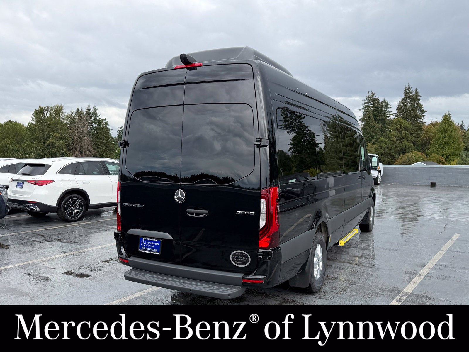 New 2026 Mercedes-Benz Sprinter 2500 image 9