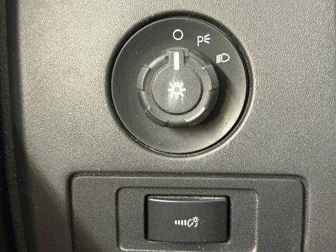 Used 2013 Ford F150 XL w/ Mid Equipment Group RWD image 14