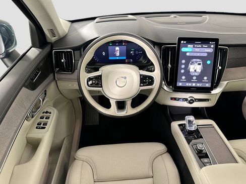 New 2026 Volvo XC90 T8 Ultra w/ Protection Package Premier AWD/4WD image 24