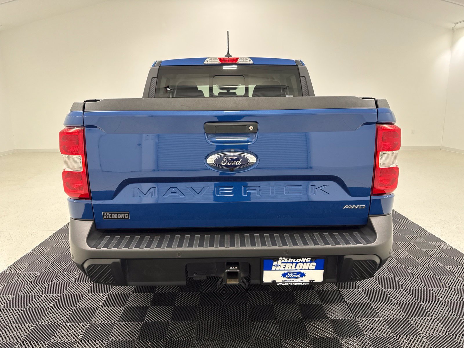 Used 2024 Ford Maverick Lariat AWD/4WD image 6
