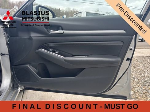 Used 2023 Nissan Altima 2.5 SL AWD/4WD image 35
