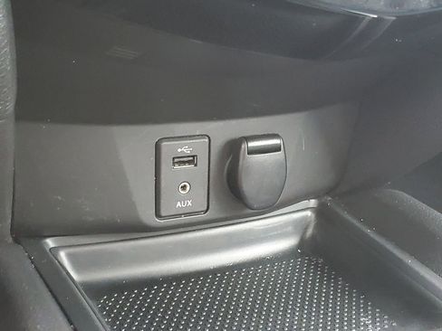 Used 2015 Nissan Rogue SL w/ SL Premium Package image 28