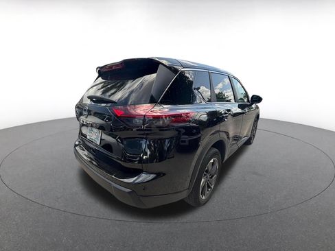 Used 2025 Nissan Rogue SV FWD image 17
