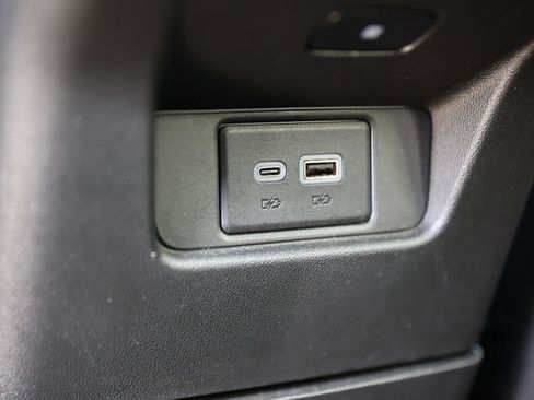 Used 2024 Cadillac XT6 Premium Luxury image 24