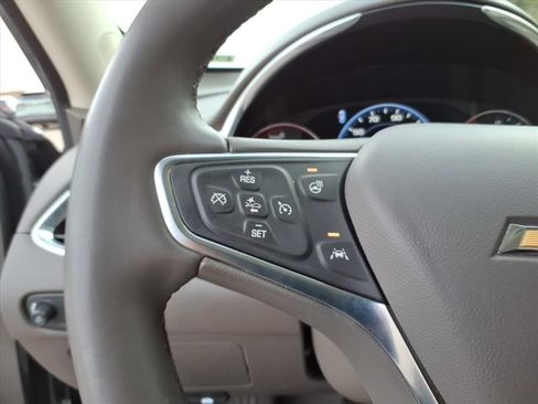Used 2024 Chevrolet Malibu LT FWD image 14