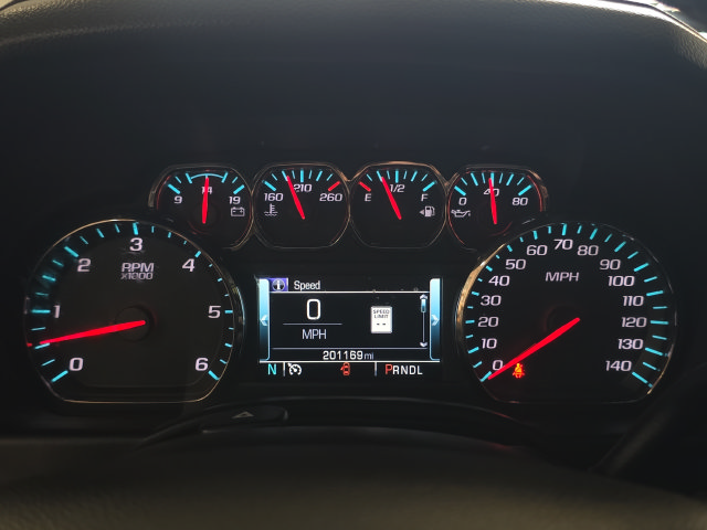 Used 2019 GMC Yukon XL SLT w/ Premium Edition AWD/4WD image 17