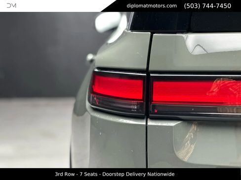 Used 2023 Rivian R1S Launch Edition image 14