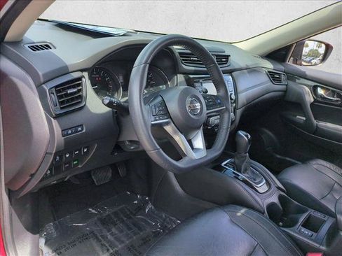 Used 2020 Nissan Rogue SL FWD image 10