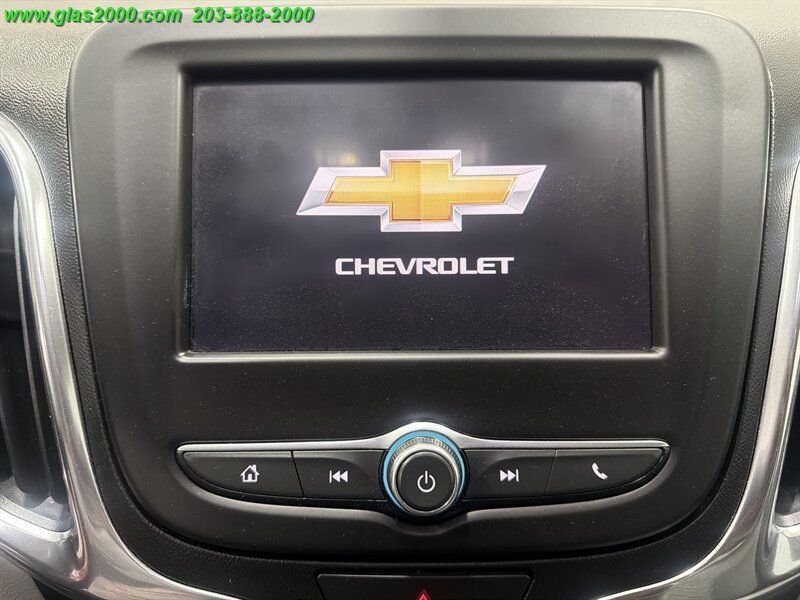 Used 2020 Chevrolet Equinox LS AWD/4WD image 24