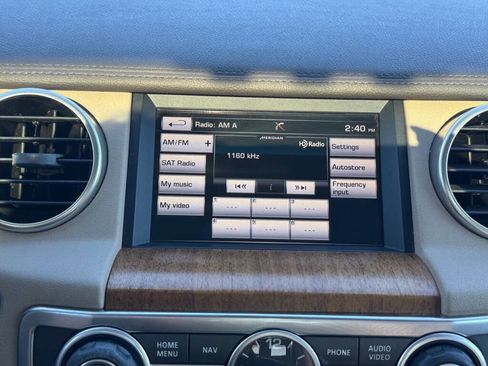 Used 2016 Land Rover LR4 HSE Silver Edition image 11