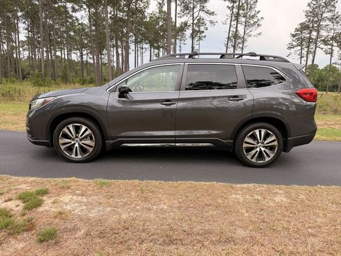 Used 2019 Subaru Ascent Limited w/ Popular Package #2 AWD/4WD image 2