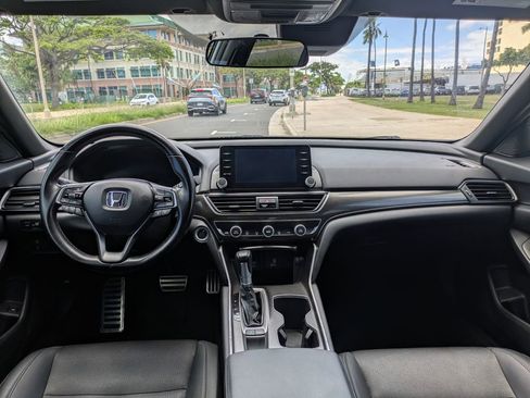Used 2020 Honda Accord Sport image 18