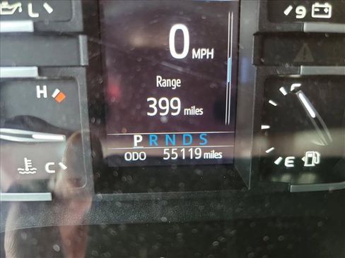 Used 2019 Toyota Tundra SR5 AWD/4WD image 22