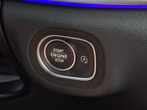 Used 2024 Mercedes-Benz GLE 350 4MATIC w/ AMG Line Interior image 45