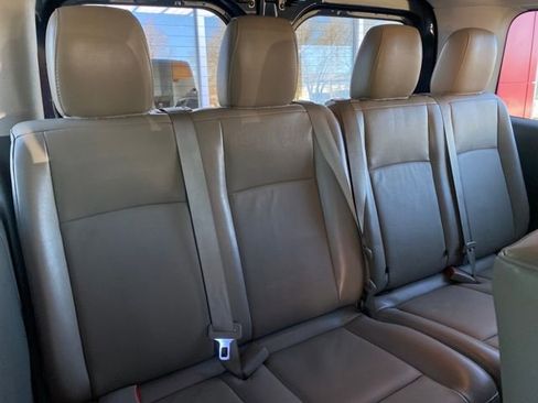 Used 2021 Nissan NV 3500 SL image 13