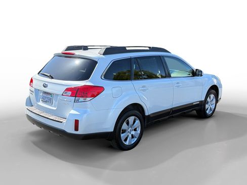 Used 2012 Subaru Outback 2.5i Limited w/ Moonroof Pkg AWD/4WD image 5